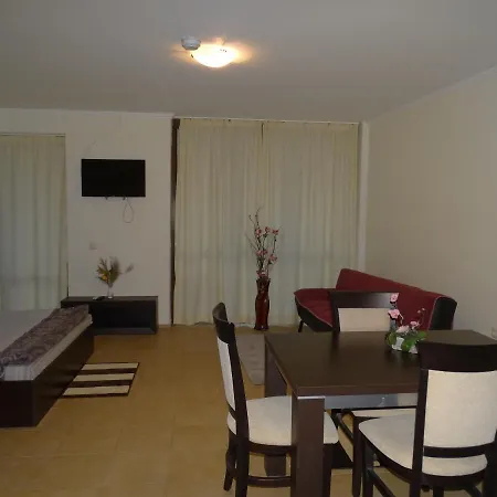 Chateau Del Marina Complex Aparthotel 2*