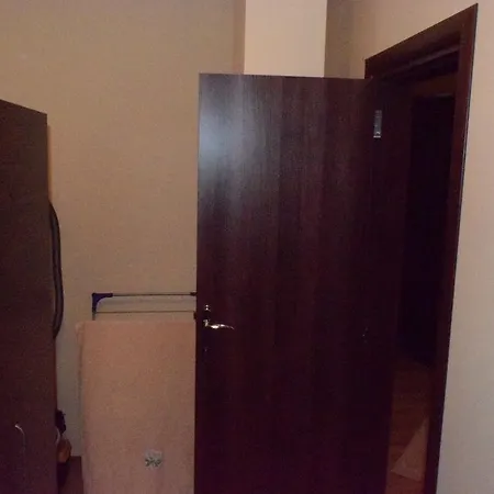 Chateau Del Marina Complex