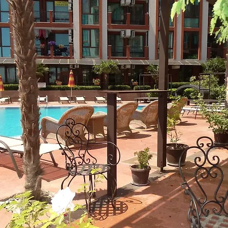 Chateau Del Marina Complex Aparthotel 4*