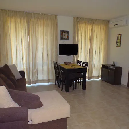 Chateau Del Marina Complex 4*