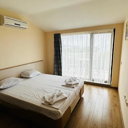 Chateau Del Marina Complex Apart-hotel 4*