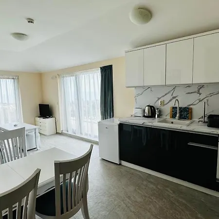 Apart-hotel Chateau Del Marina Complex Nesebar