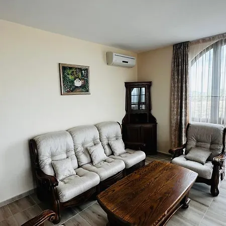 Chateau Del Marina Complex Aparthotel