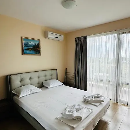 아파트호텔 Chateau Del Marina Complex