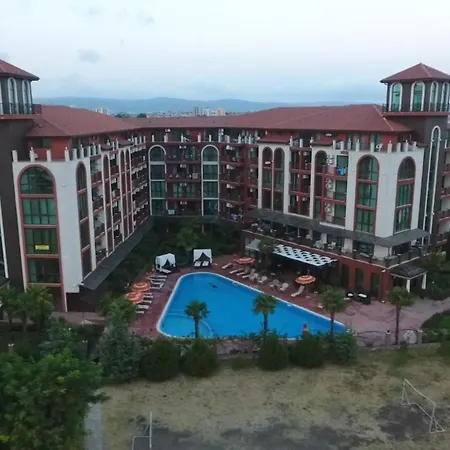 Chateau Del Marina Complex 2* Νεσέμπαρ