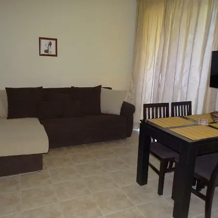아파트호텔 Chateau Del Marina Complex 4*