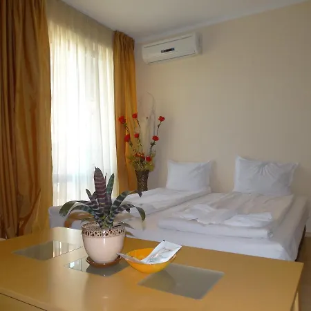 Apart-hotel Chateau Del Marina Complex Nesebar
