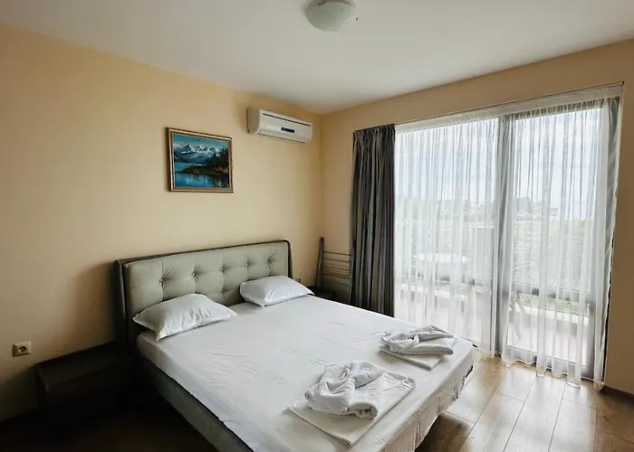 公寓式酒店 Chateau Del Marina Complex