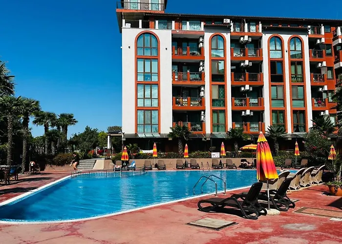 Chateau Del Marina Complex