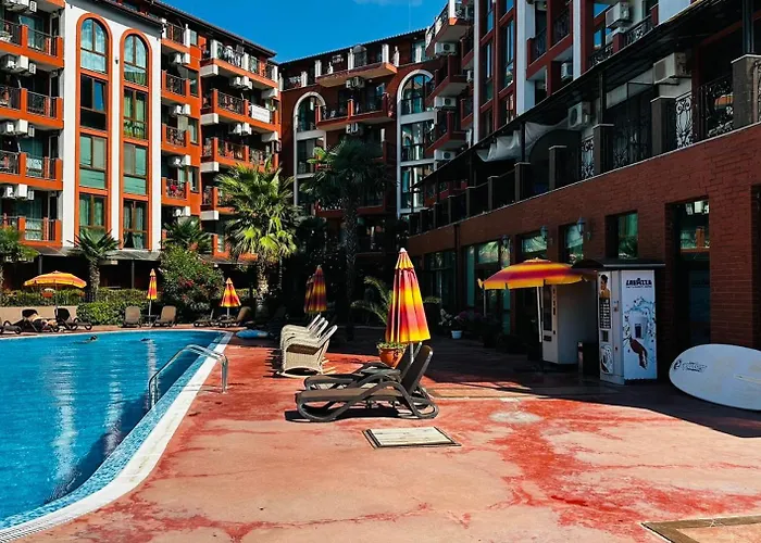 Chateau Del Marina Complex 公寓式酒店