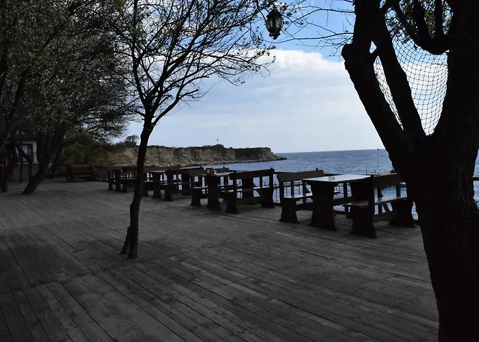 Chateau Del Marina Complex 内塞伯尔