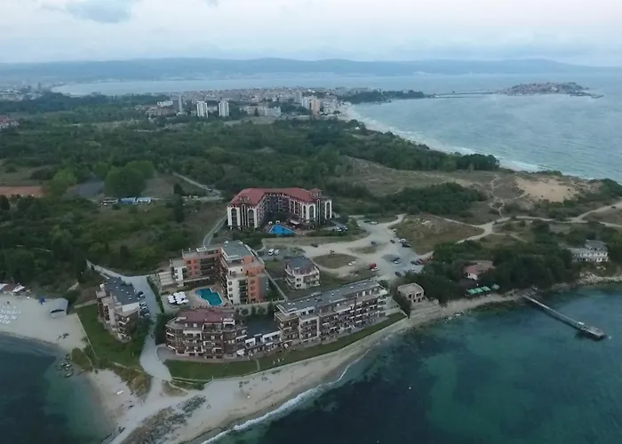 Chateau Del Marina Complex 4* 内塞伯尔